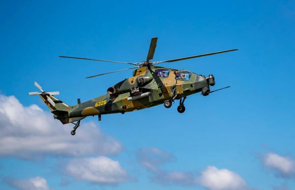 直升机算不算飞机？从定义到争议的全面解析