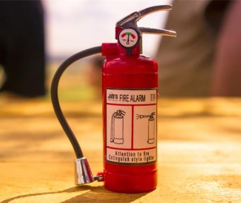 小小灭火器，关键时刻的大作用：你真的会用吗？