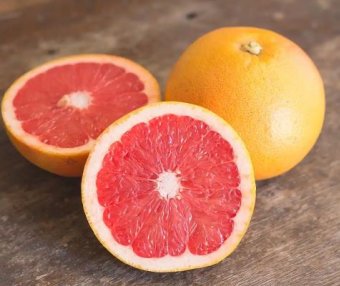 西柚的健康奥秘：守护心脏、延缓衰老、助力减肥